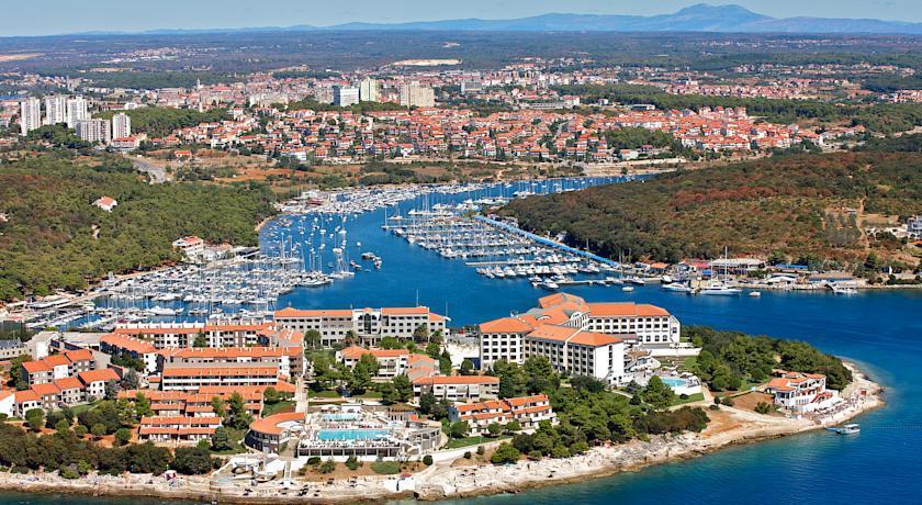 Apartment Pula Relax Екстериор снимка