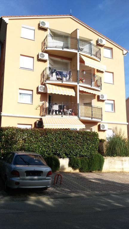 Apartment Pula Relax Екстериор снимка