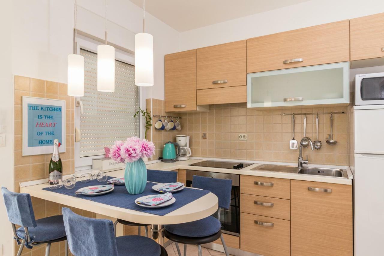 Apartment Pula Relax Екстериор снимка