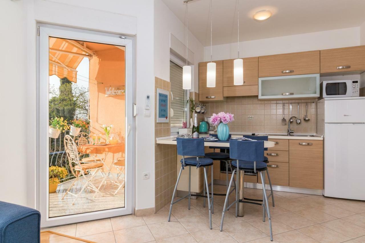Apartment Pula Relax Екстериор снимка