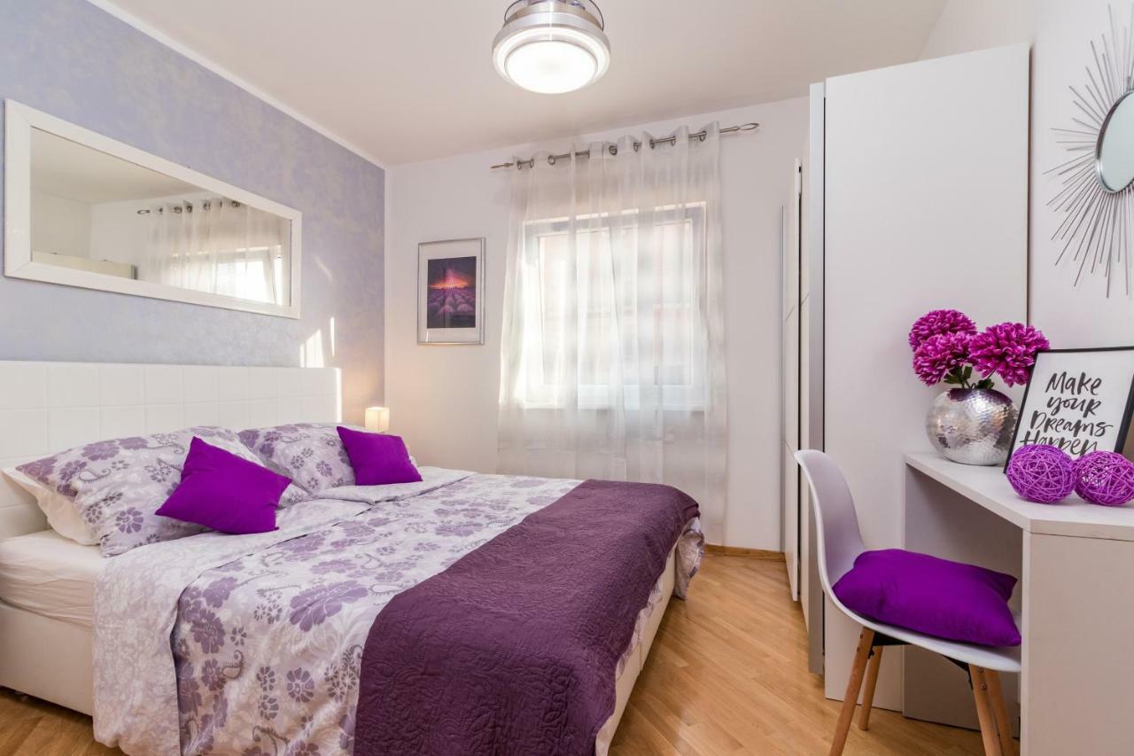Apartment Pula Relax Екстериор снимка