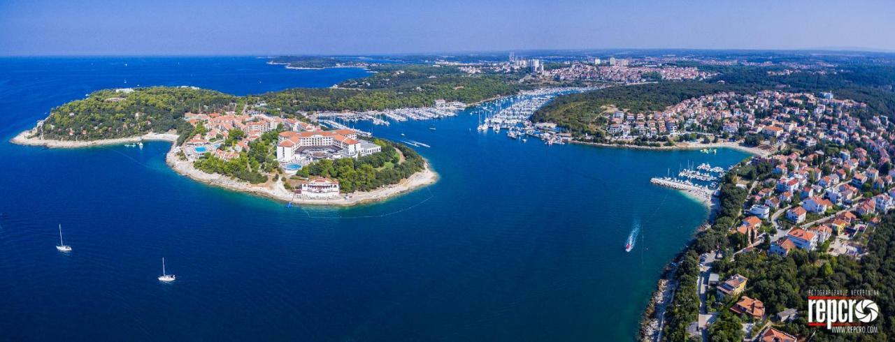 Apartment Pula Relax Екстериор снимка